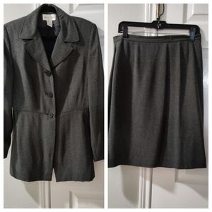 Casual Corner Women’s Size 10 Gray Lined Business Skirt Suit Set 2-Piece Jacket
